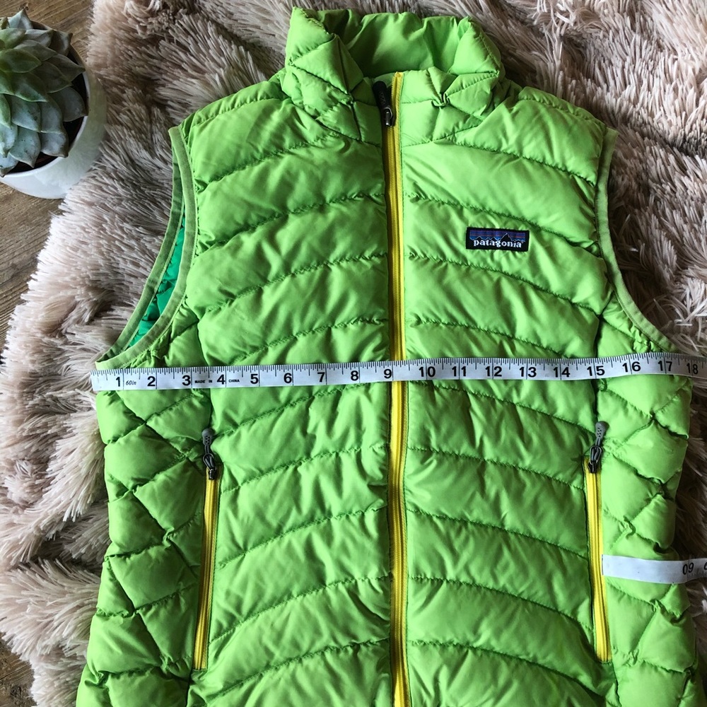 SOLD🏔 W’s Patagonia Down Sweater Vest 🏔 - Picture 8 of 10